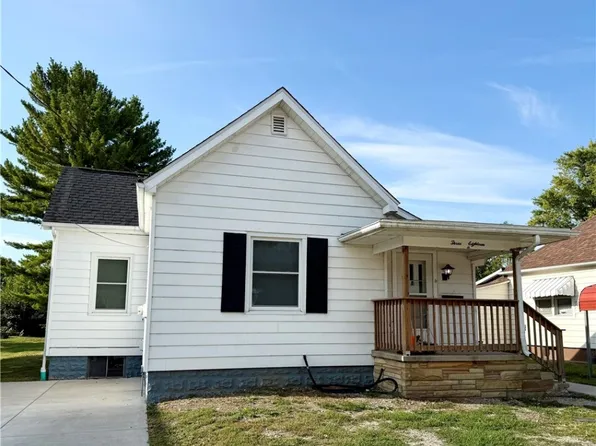 318 Pennsylvania Ave, Westville, IL 61883