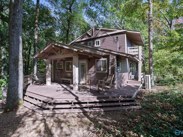 600 Bluff Dr, Rogersville, AL 35652