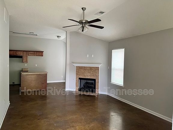4th image of 5573 Falling Bark Dr