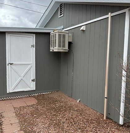 Extra storage room in backyard