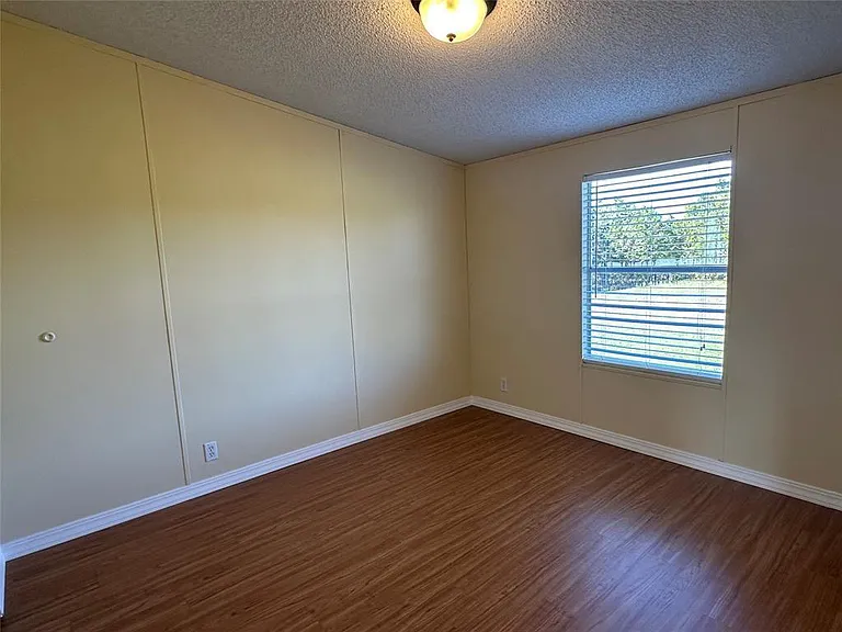 401 County Road 248 — Photo 10