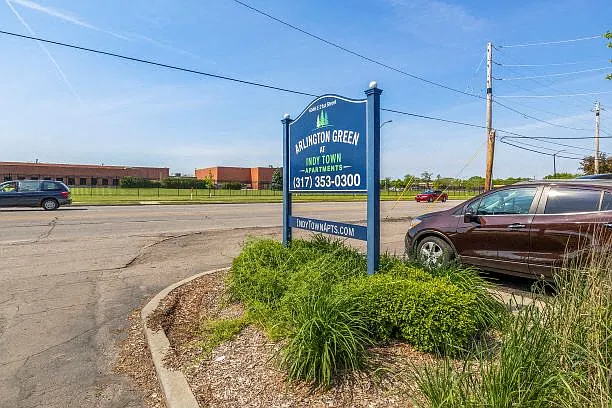 Arlington Green (Indy Town) — Photo 19