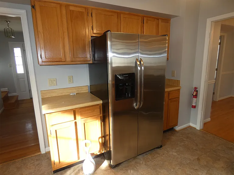 2623 Van Buren St #A — Photo 8