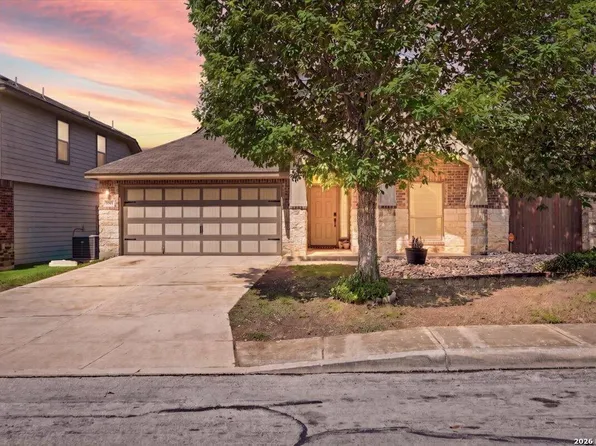 1807 Buffalo Wolf, San Antonio, TX 78245