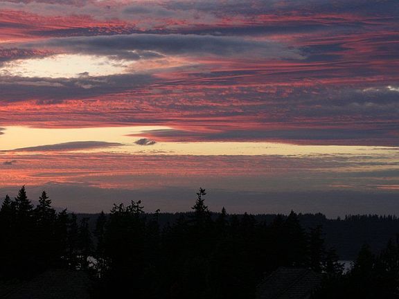 everchanging sunsets...