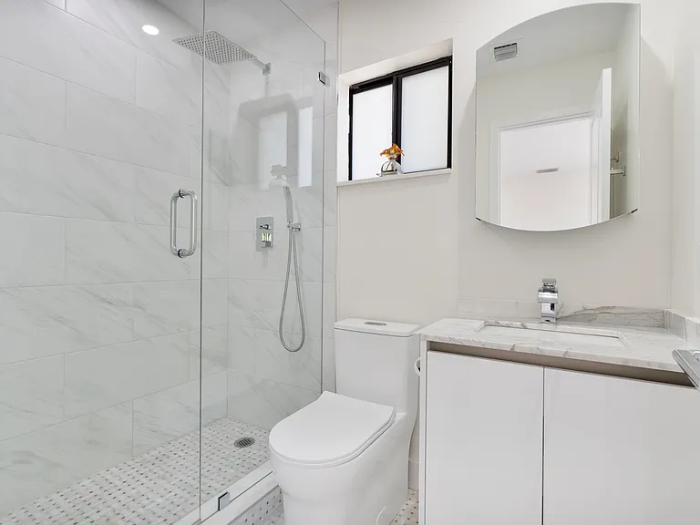 255 Grant Dr — Photo 15