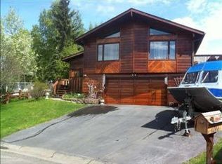 1241 Autumn Ln, Anchorage, AK 99504