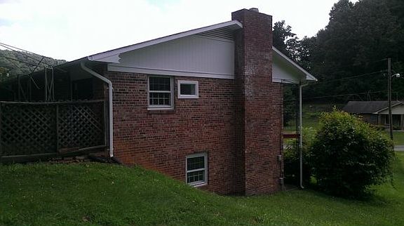 2nd image of 104 Adrian Dr