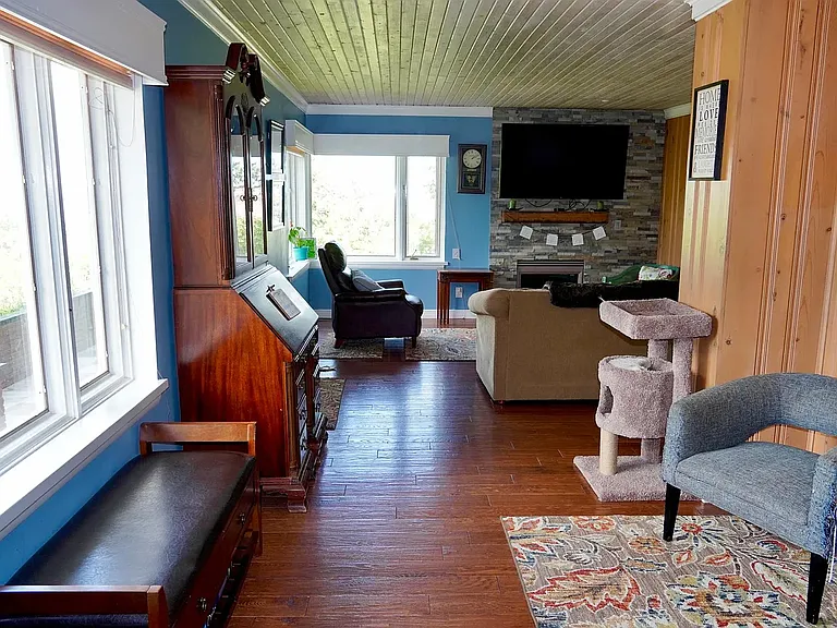 1745 Old Stage Rd — Photo 15