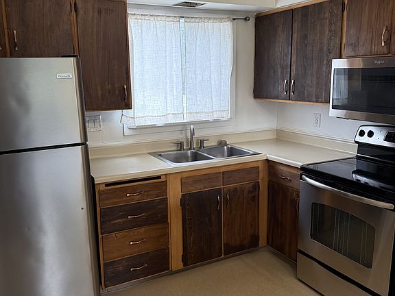 2nd image of 829 17th Ave APT 149