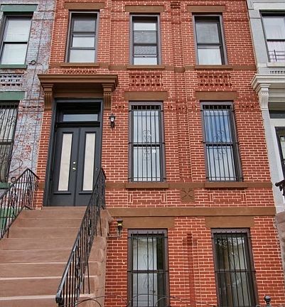 3rd image of 808 Halsey St #3