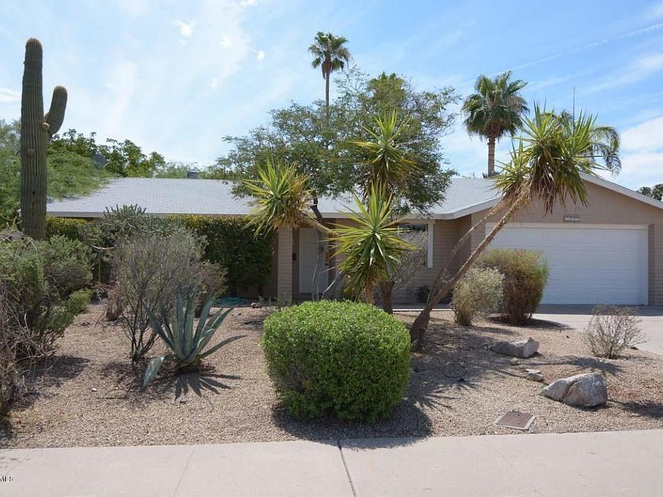 1st image of 3829 E Poinsettia Dr