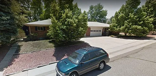 909 3rd St Photo 1