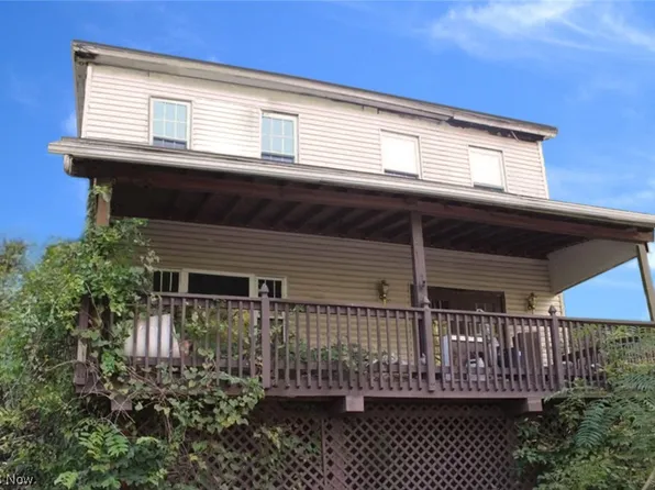 118 Ohio St, Bridgeport, OH 43912