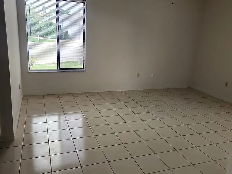 9712 Saratoga Park Ct — Photo 21