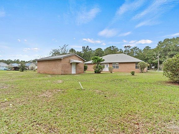 4th image of 4705 Carlyn Dr