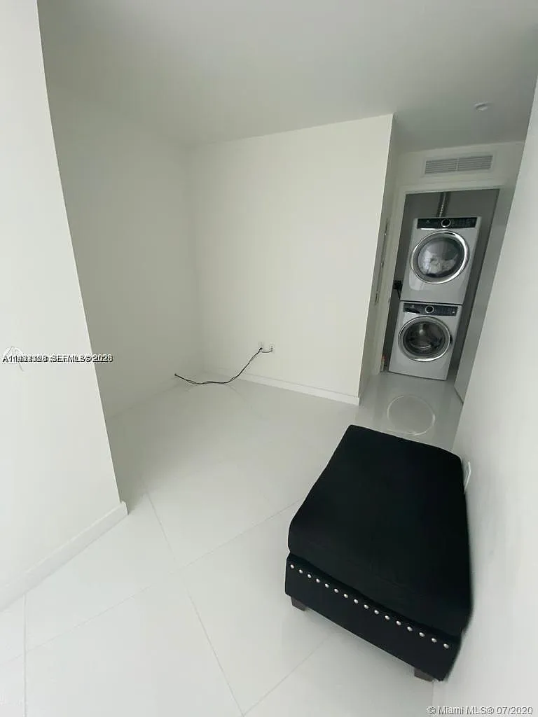 1 bed, $5,000 — Photo 4