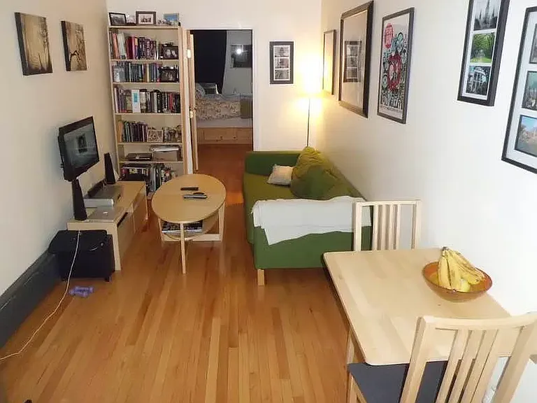 392 12th St #3R — Photo 4
