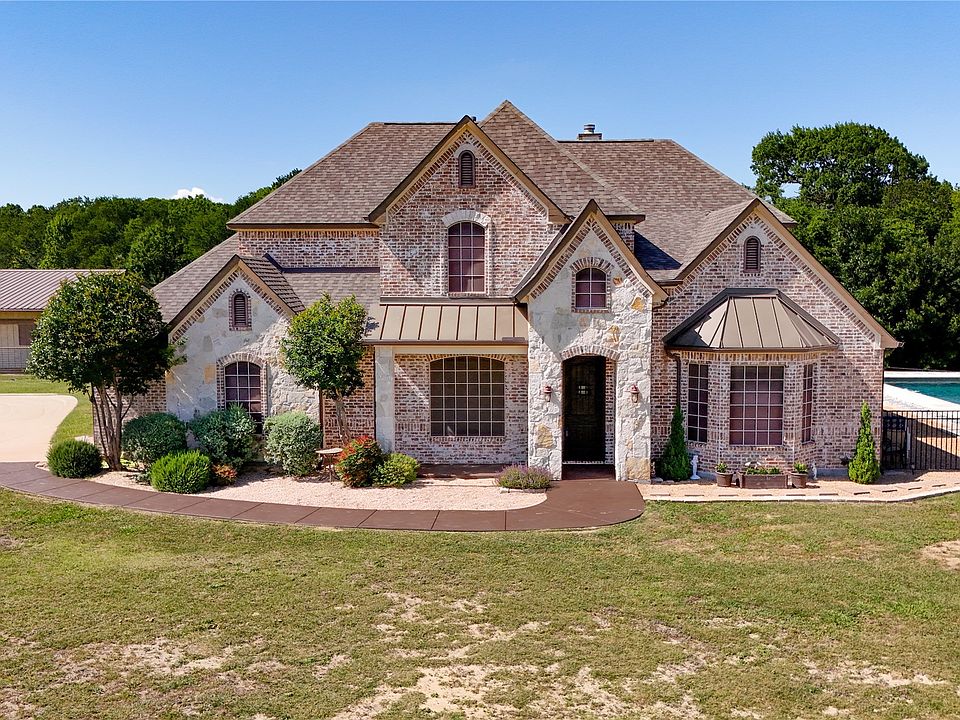 1st image of 5033 Brook Ln