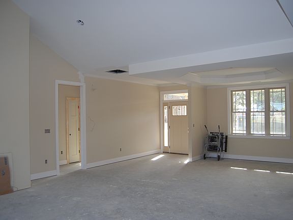 4th image of 1715 Dawnridge Ct