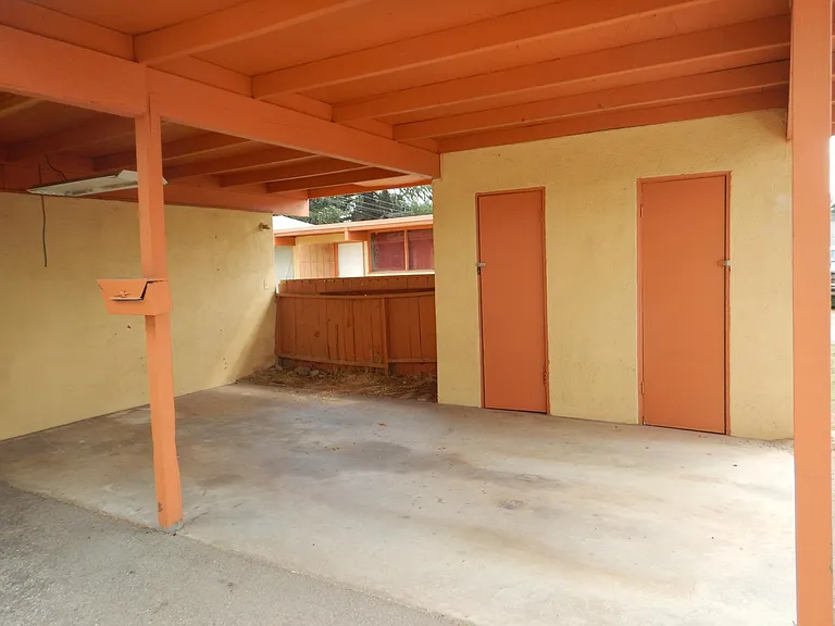 1215 E Central Ave — Photo 2