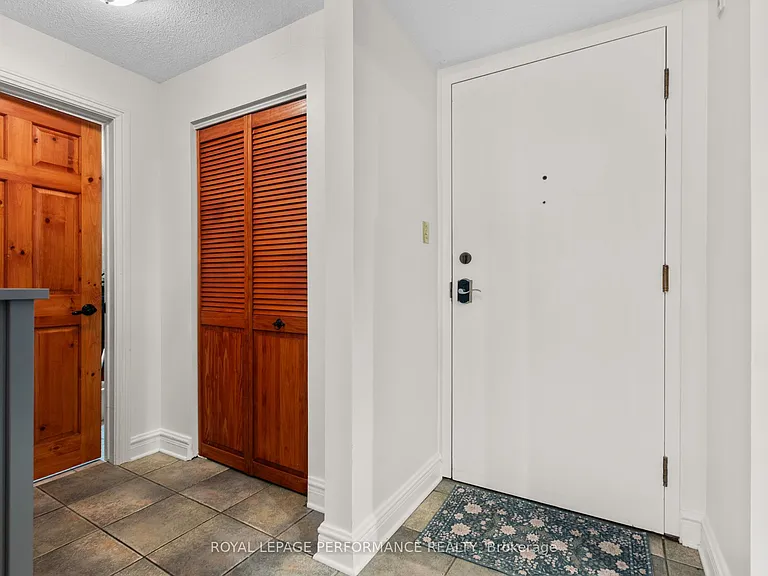 1 Rosamond St E #106 — Photo 22
