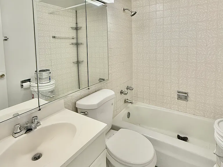 6815 N Sheridan Rd — Photo 7