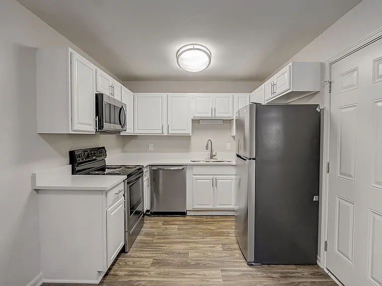 Baba Flats — Photo 18