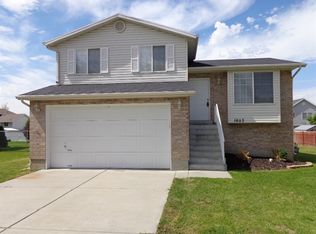 1653 N 725 W, Clinton, UT 84015