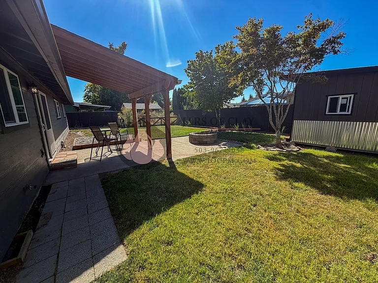 3862 Doloris Ct NE — Photo 17