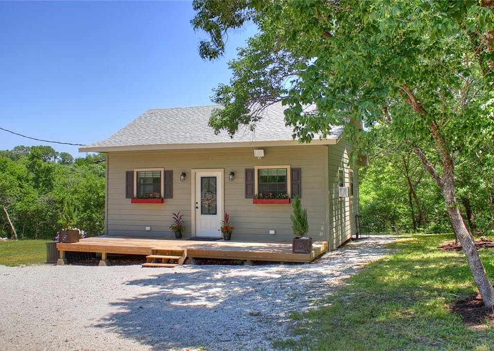 1st image of 147 Southside Dr