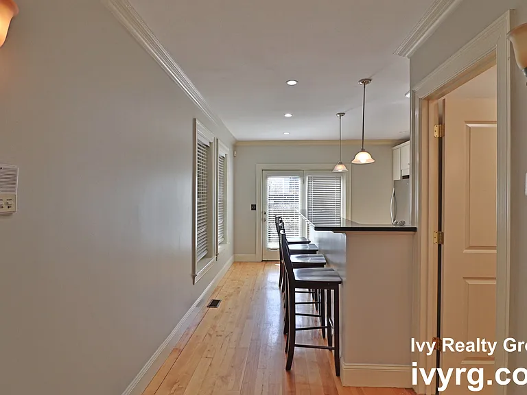 358 Dorchester St #1 — Photo 8