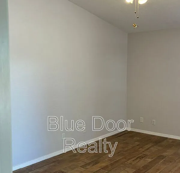 2125 Sierra Ln NE — Photo 20