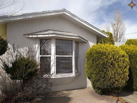 3rd image of 1730 Camino Del Sol