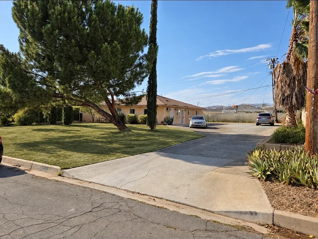 34334 La Raye Dr — Photo 2