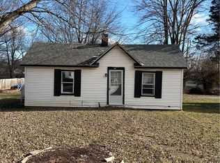 1806 Edgewood Drive, Charlestown, IN 47111