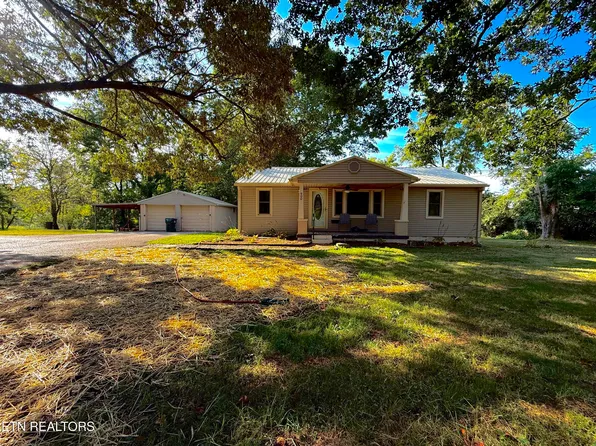 900 E 1st St, Crossville, TN 38555