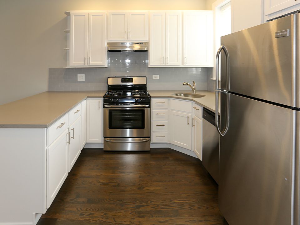 1st image of 3854 N Southport Ave #V1