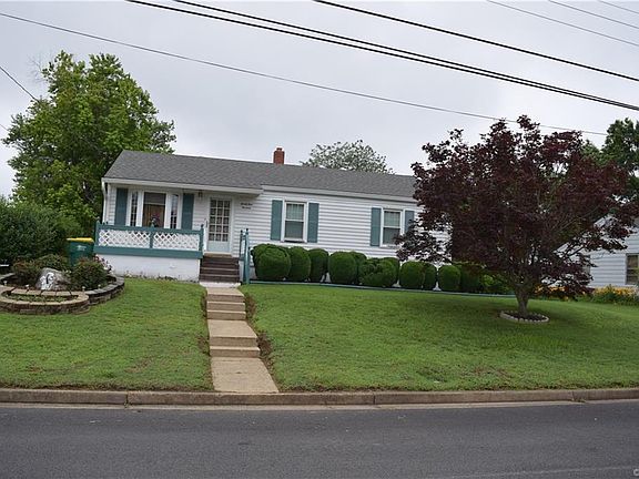 2nd image of 3113 Sussex Dr