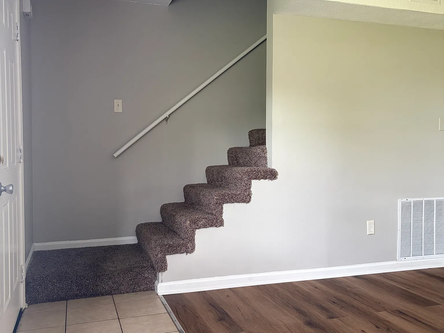 2 bed, 1000 sqft, $900 — Photo 4