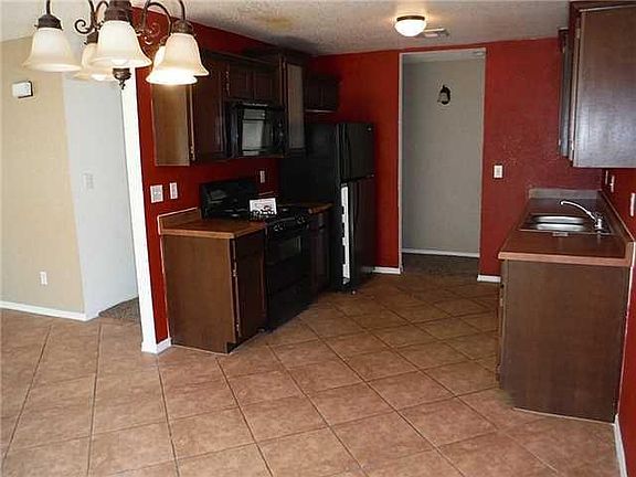 2nd image of 1808 Shreya St