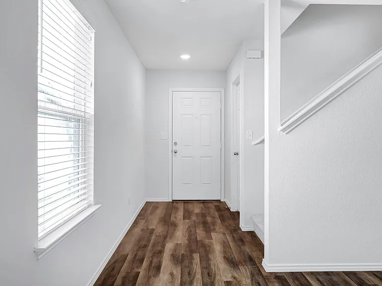 7359 Yucca Pl — Photo 2