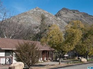 41046 Meadow Dr, Three Rivers, CA 93271