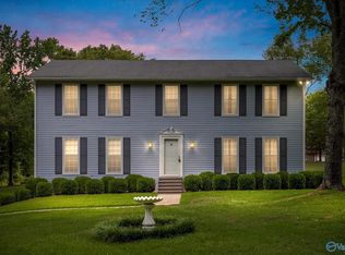 22942 Highland Dr, Athens, AL 35613