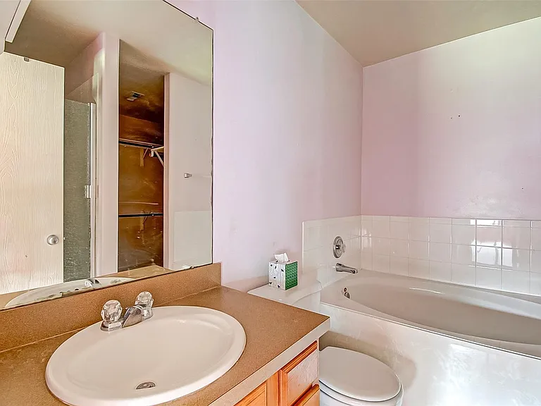 21206 Wortham Oaks Dr — Photo 21