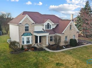 26709 Green Ville Dr, Perrysburg, OH