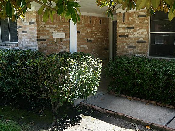 2nd image of 737 E Dartmouth Ln