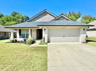 8437 Grayce Dr, Southaven, MS 38672
