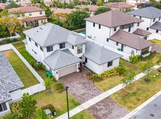 13070 Addilyn Ct, Davie, FL 33325