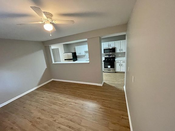 3rd image of 8639 W Catherine Ave #G